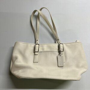 Coach white leather shoulder bag
